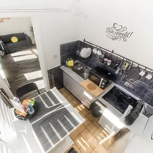 Centre Hidden Gem! For Up To 3 People Bruxelles